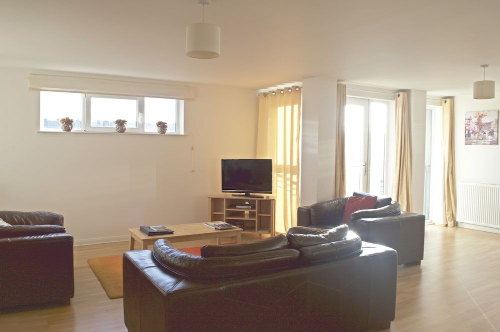 Dreamhouse Apartments Edinburgh City Centre Two Bedroom Apartment 1 Night Only 8