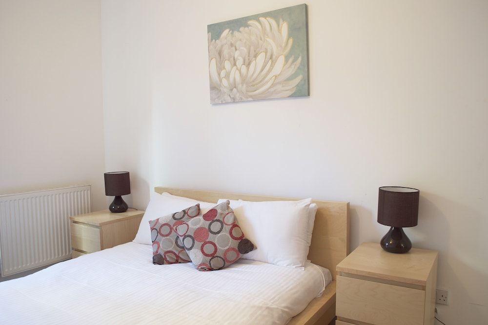 undefined Dreamhouse Apartments Edinburgh City Centre 2