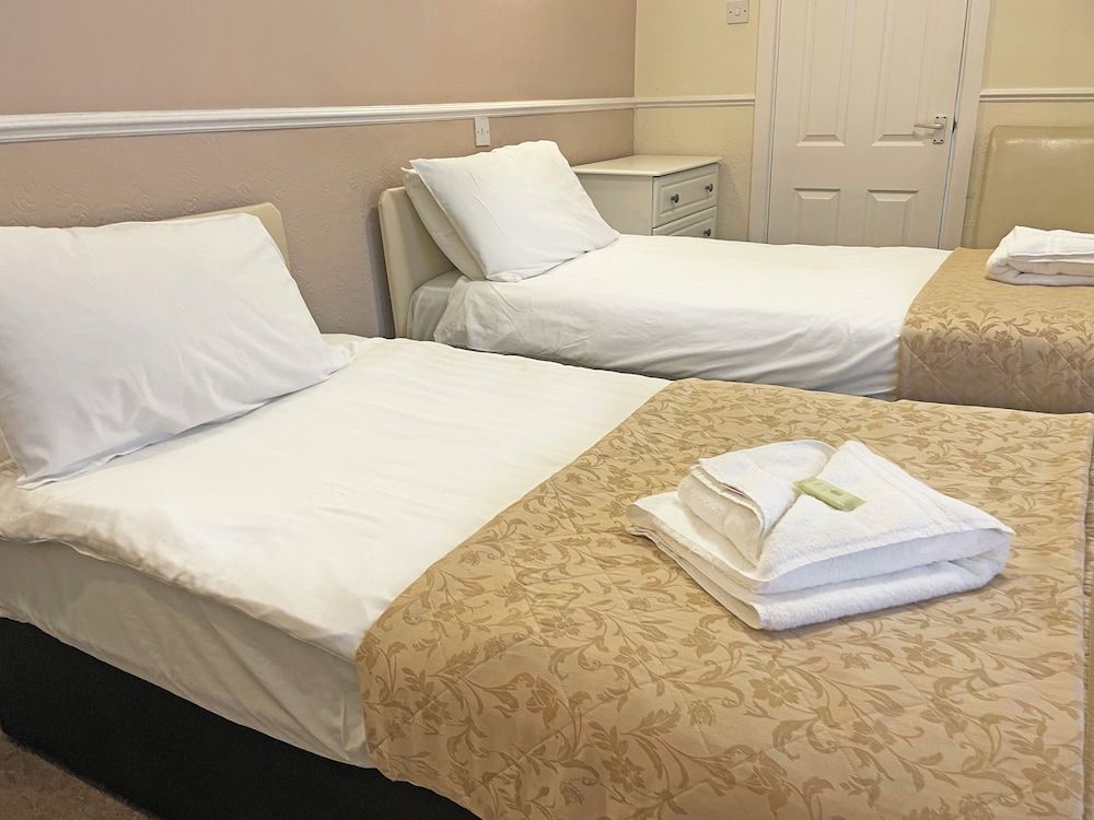 The President Hotel Standard Twin Room, 2 Twin Beds 5