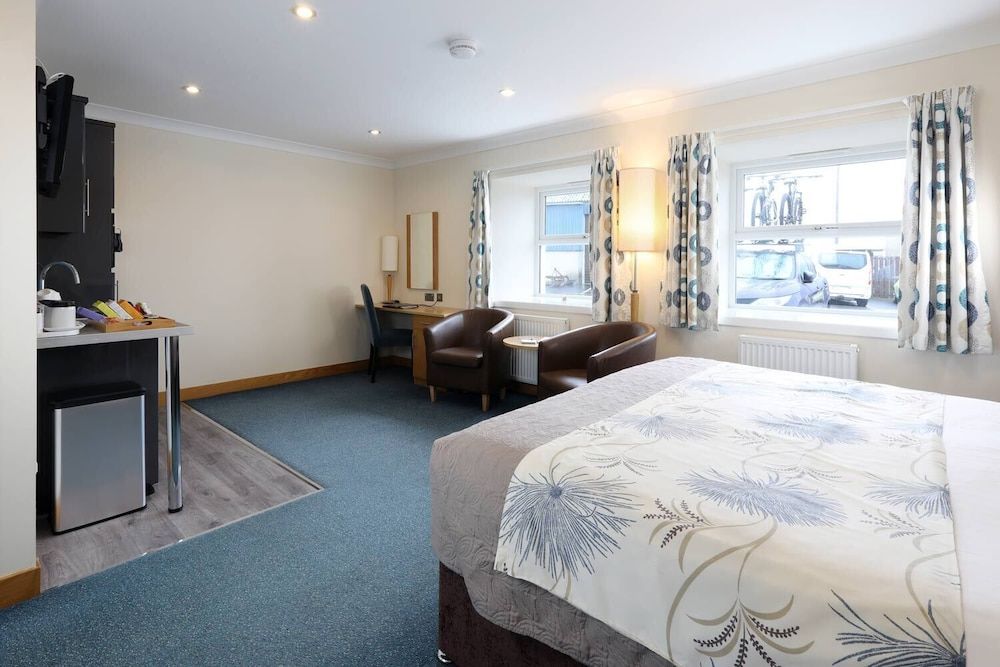 Woodland Bay Hotel Superior Double or Twin Room, Sea View 3