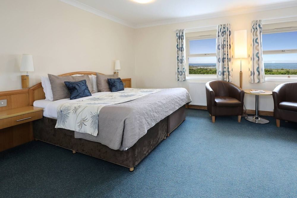 Woodland Bay Hotel Superior Double or Twin Room, Sea View 7