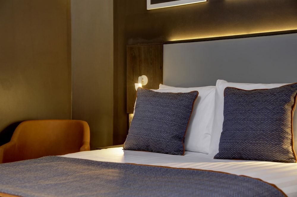 Best Western Plus Vauxhall Hotel Standard Room, 1 Double Bed, Non Smoking, No Windows 3