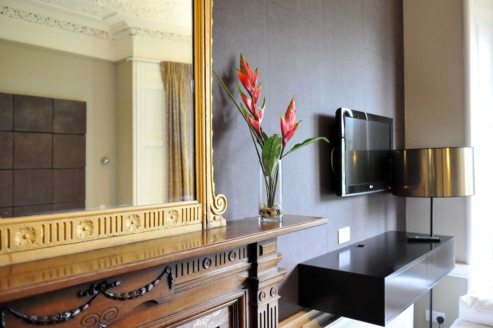 undefined Thrums Edinburgh 8