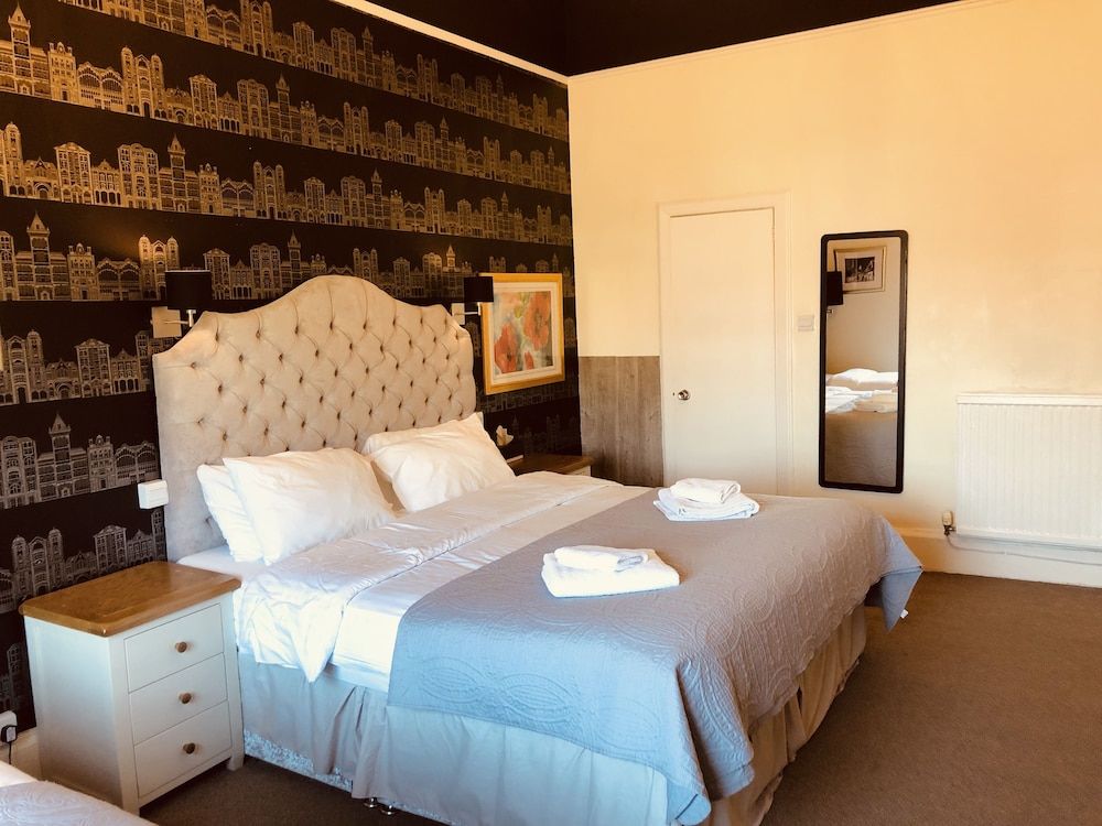 Allison House 17 Standard Room 2