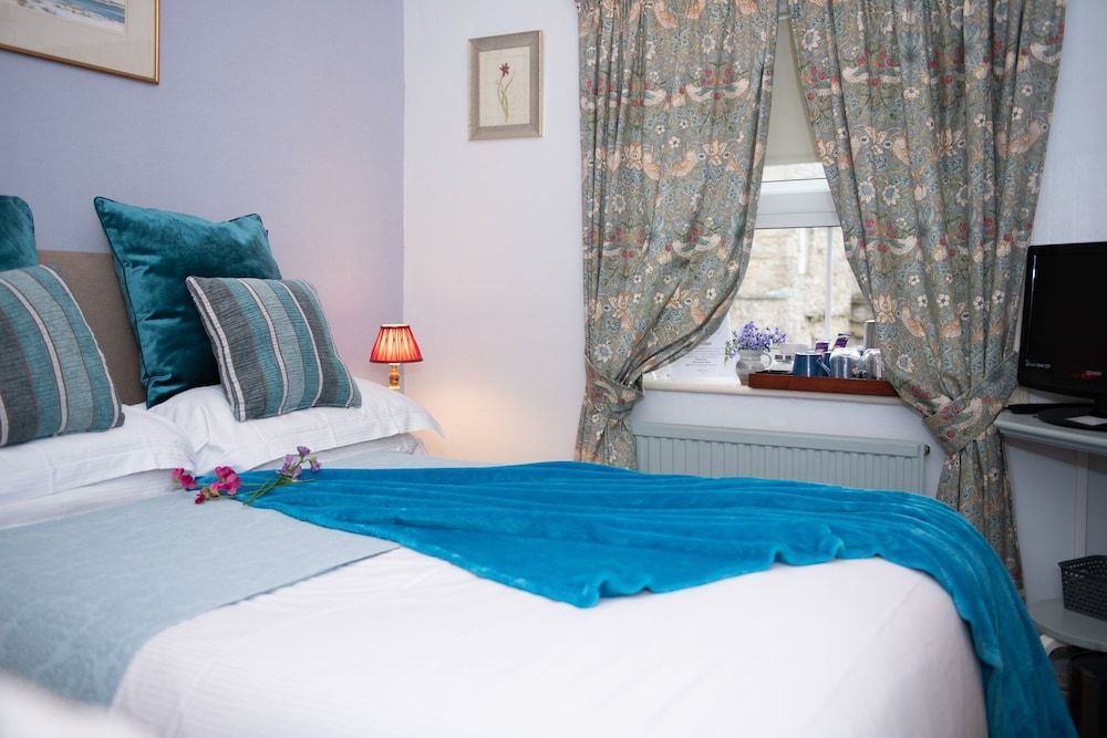 Milton House Studio Apartment Suites Double Room, Ensuite 4