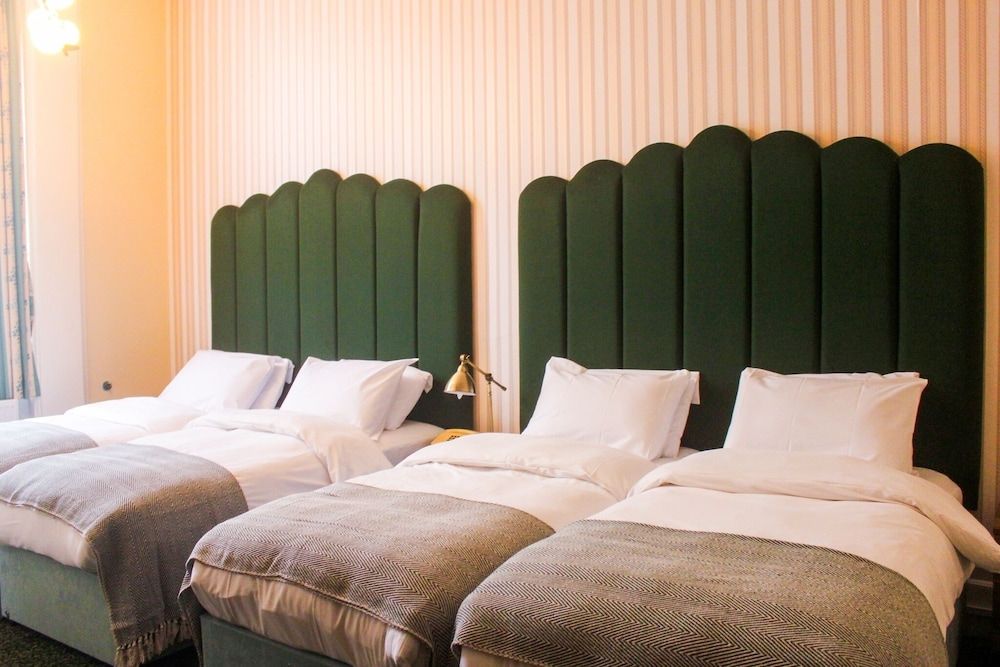 undefined The Columbia 3