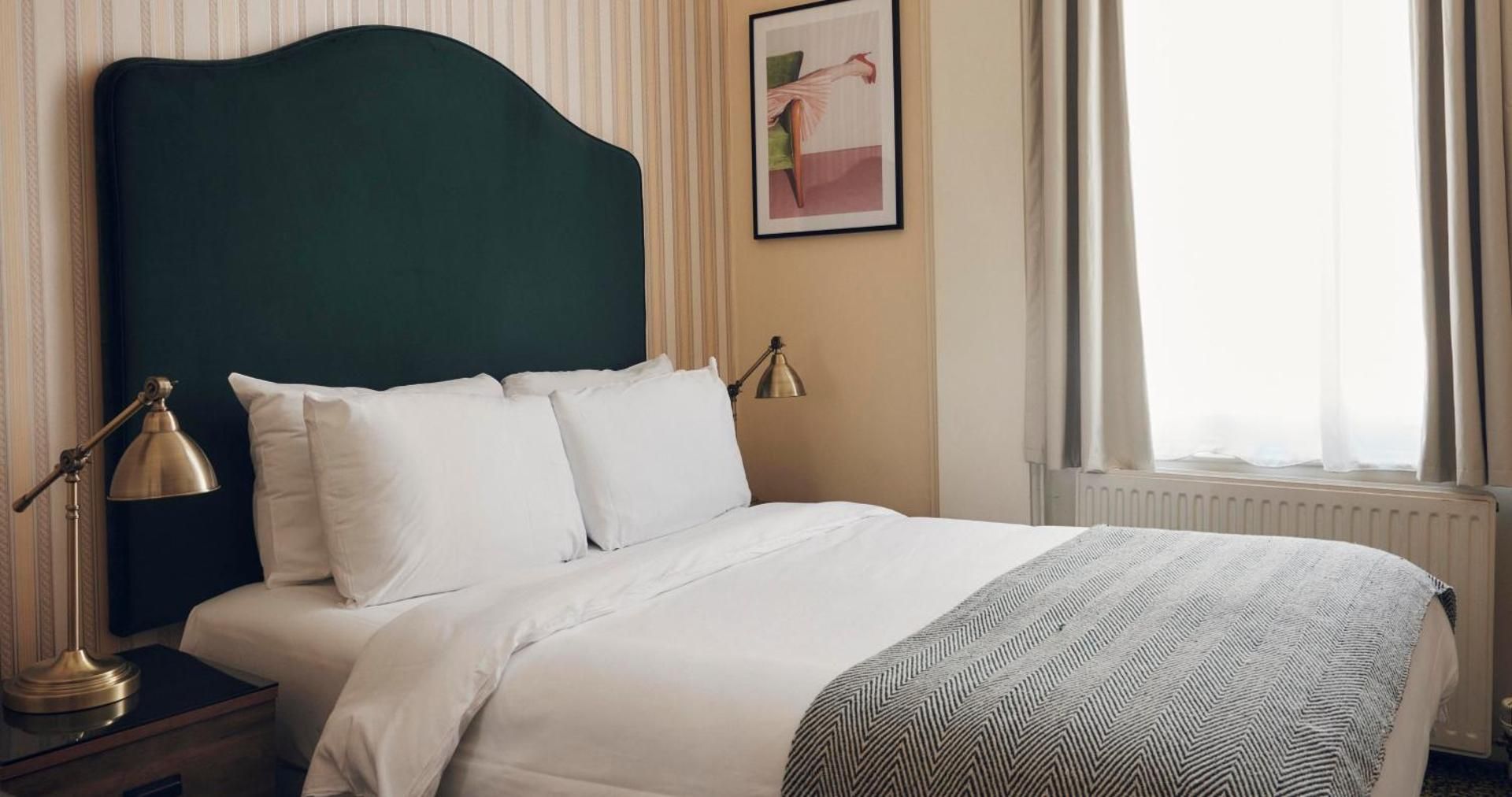 undefined The Columbia 4