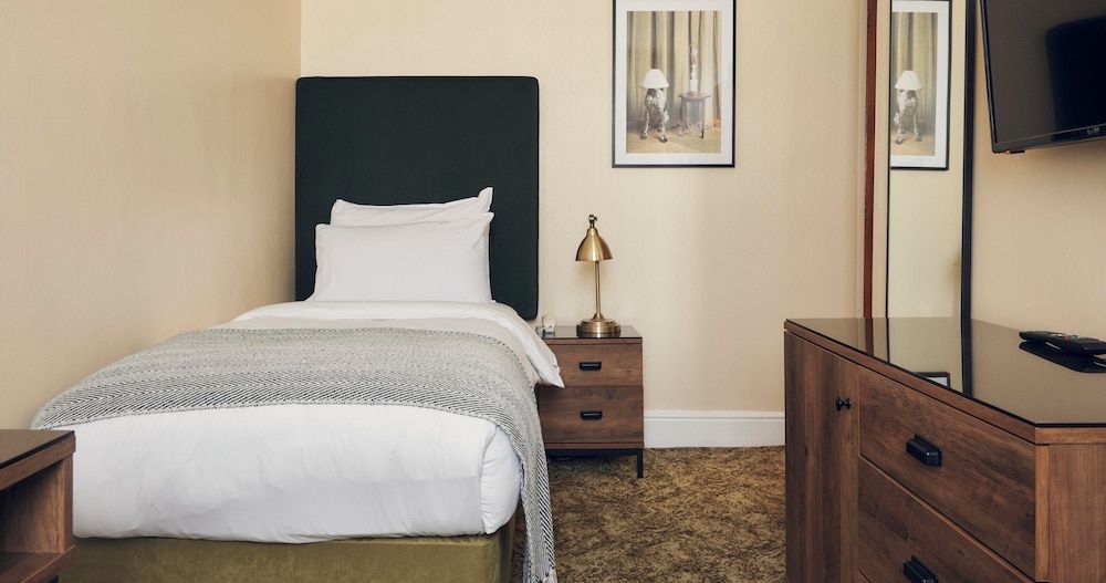 undefined The Columbia 2