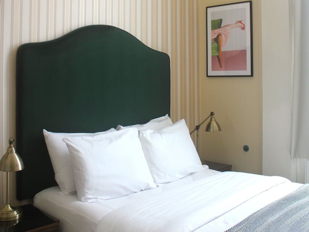 The Columbia Economy Double Room 3