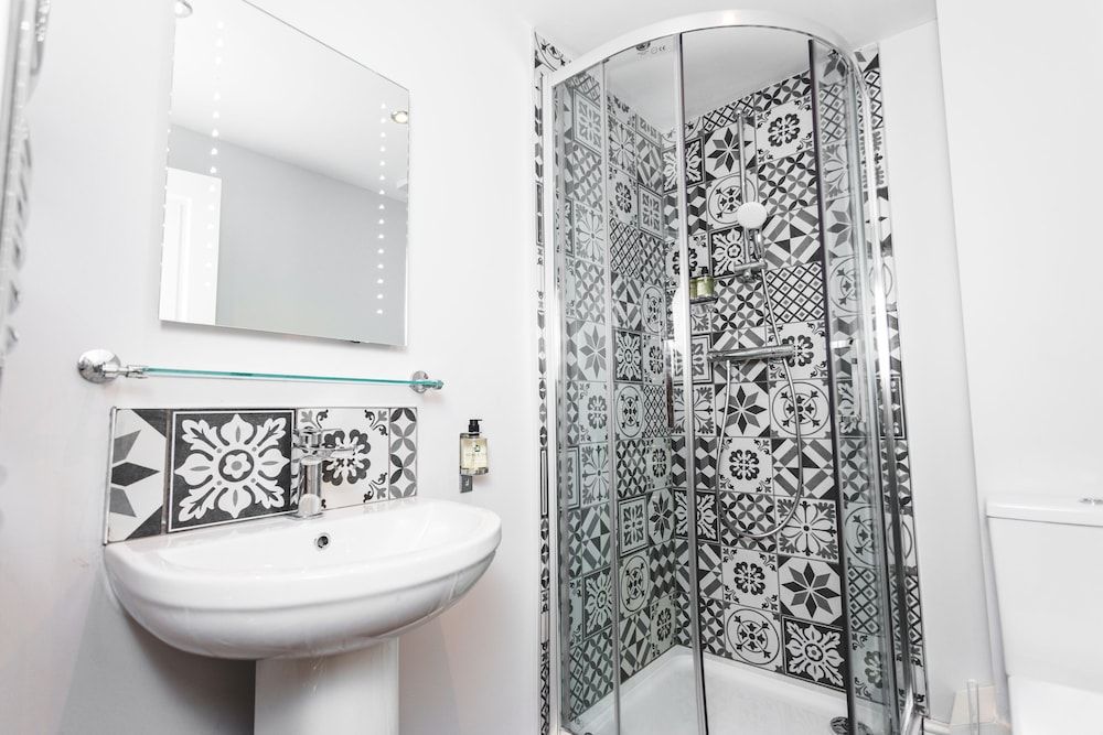 The Dog and Doublet Inn Single Room 3