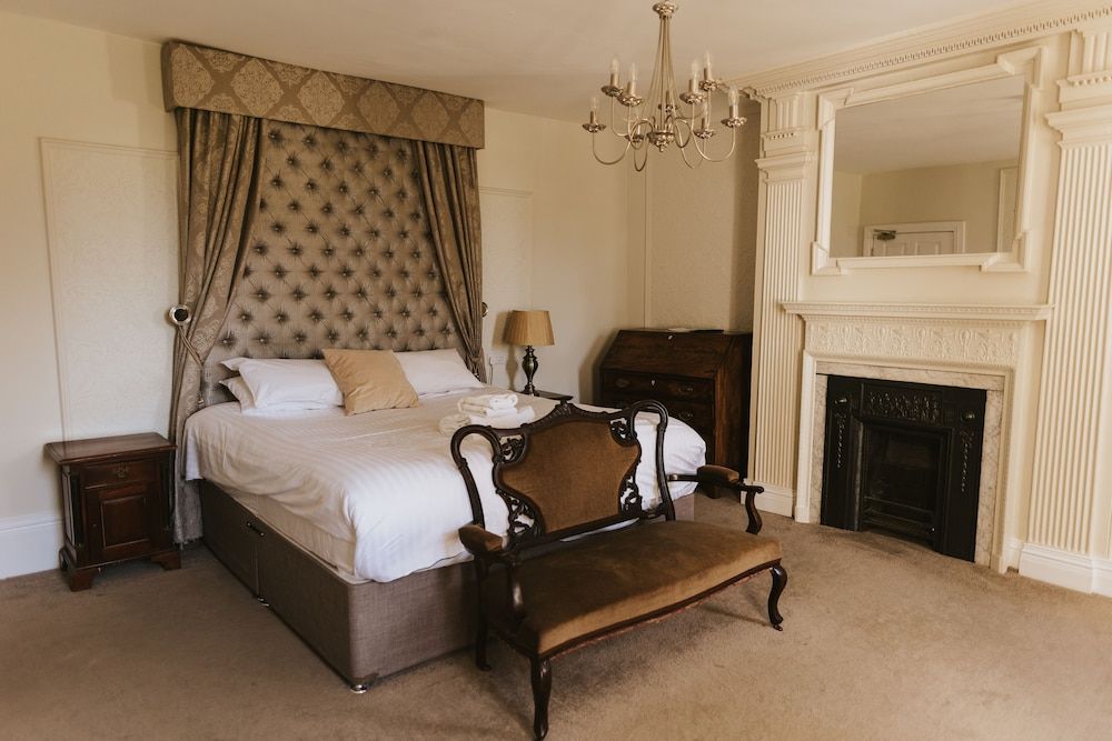 Healing Manor Hotel Executive Double Room 5