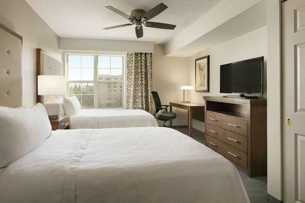Suite, Two Double and One Sofa Bed, Non-Smoking