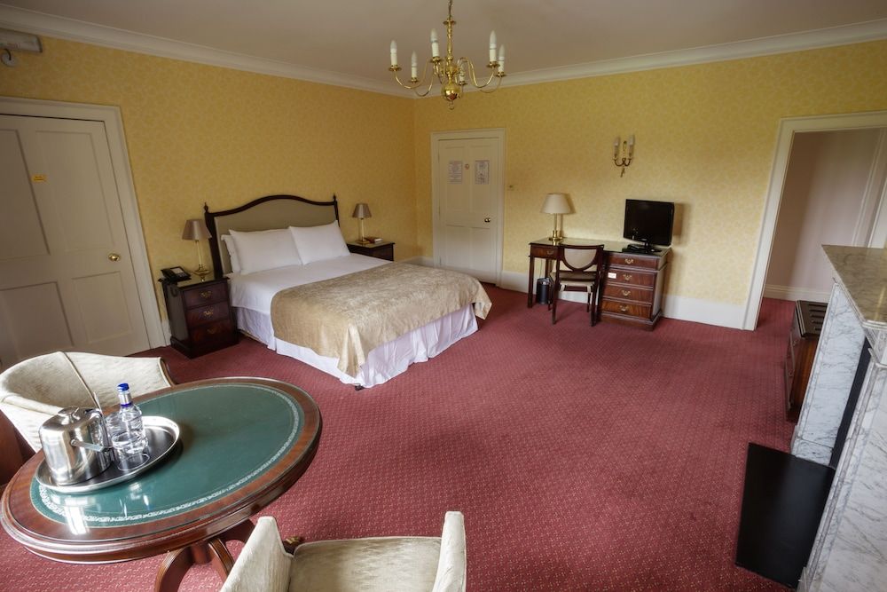 Donnington Grove Country Club