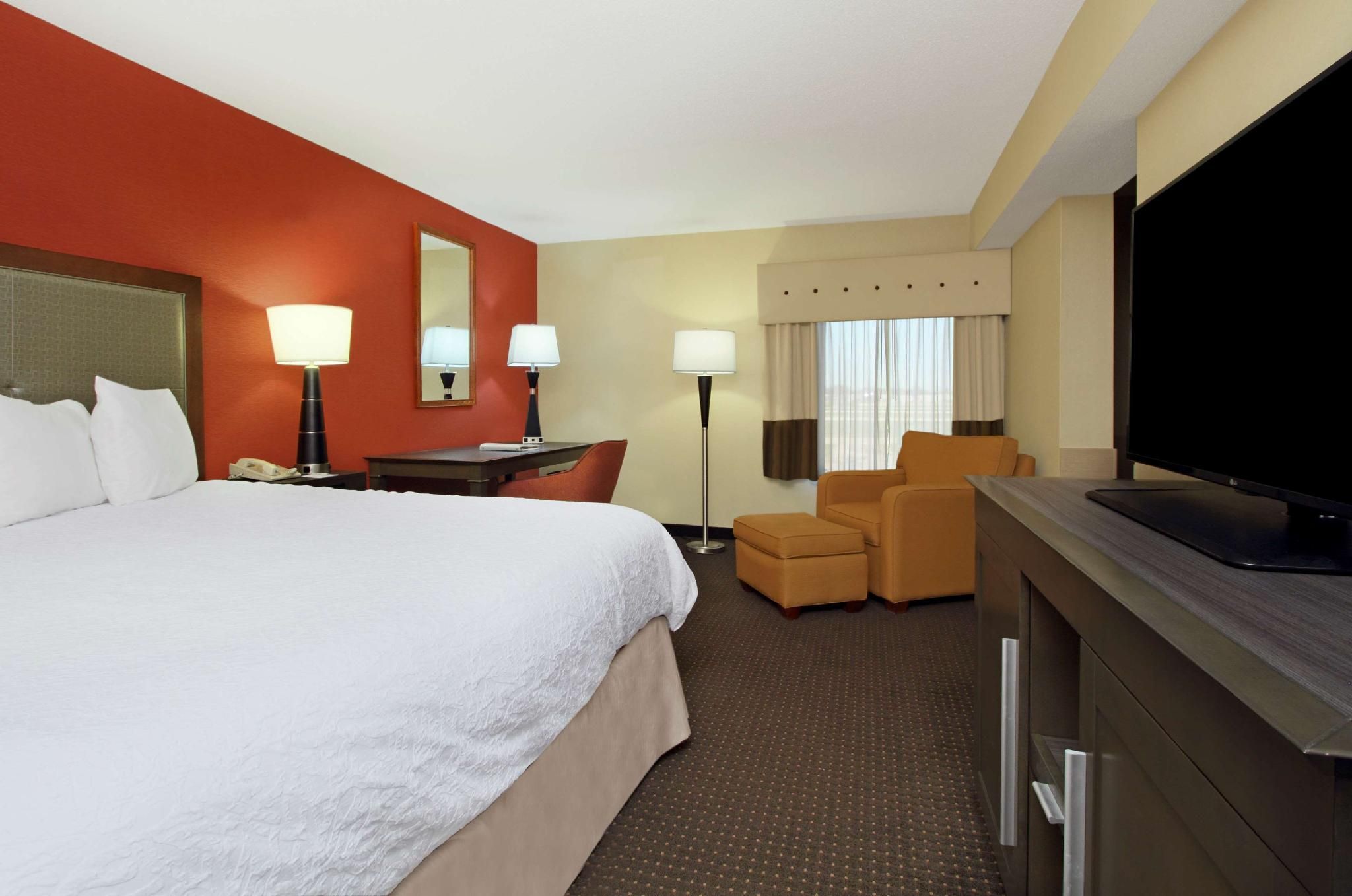 undefined Hampton Inn Columbus - Airport 7