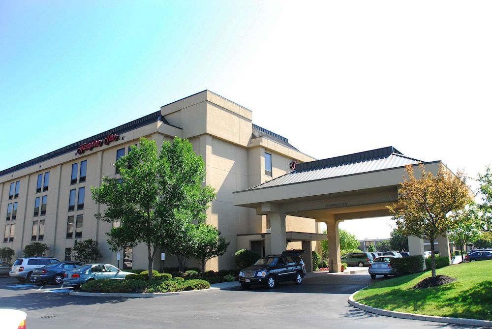 undefined Hampton Inn Columbus - Airport 4