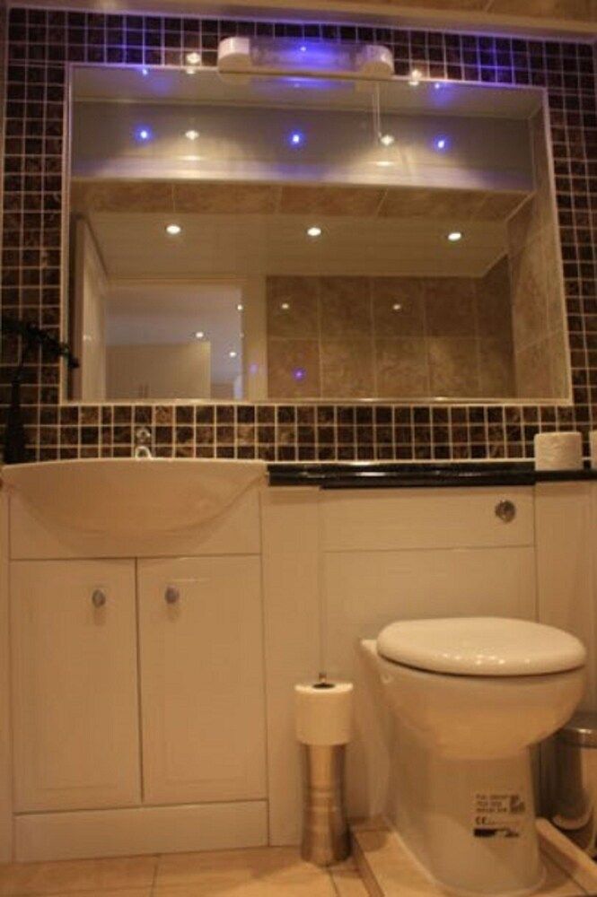 Edinburgh Regency Guest House Double Room 4