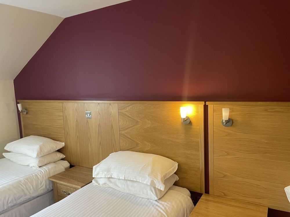 19th Hole Hotel Family Room 6