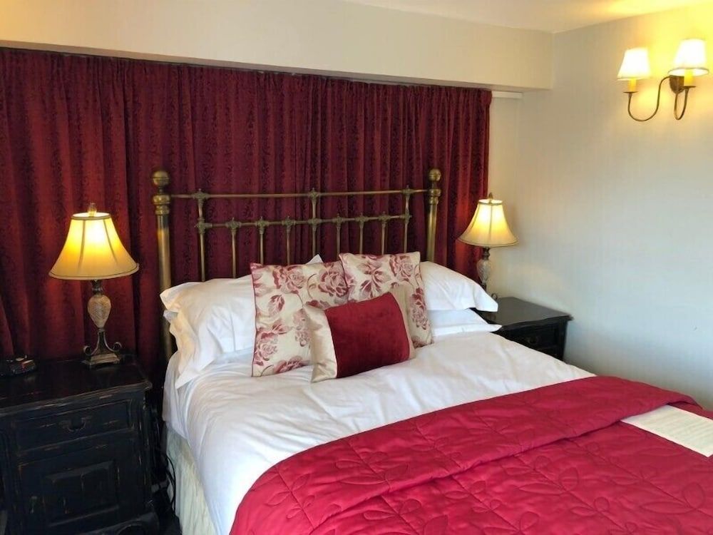 The New Inn Superior Double Room, Ensuite 3