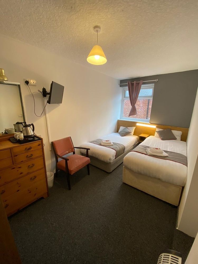 undefined Alumhurst Hotel