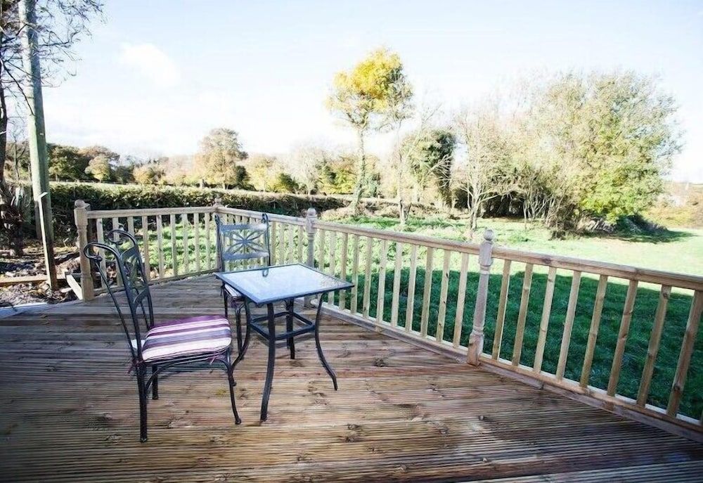 Hillcroft Self Catering Family Chalet, 1 Bedroom 4