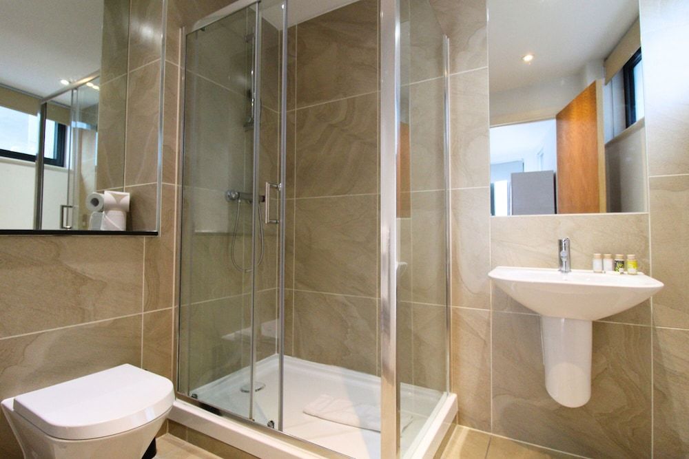 London Bridge – Tooley St by Viridian Apartments Apartment, 1 Bedroom 9