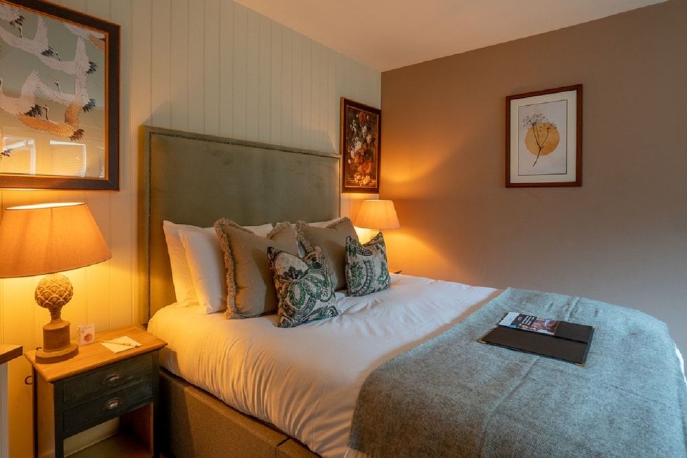 The Bird In Hand Family Quadruple Room 5