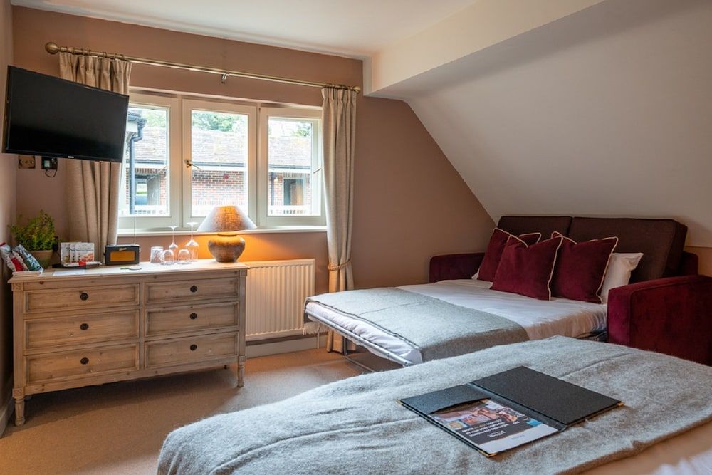 The Bird In Hand Family Quadruple Room 4