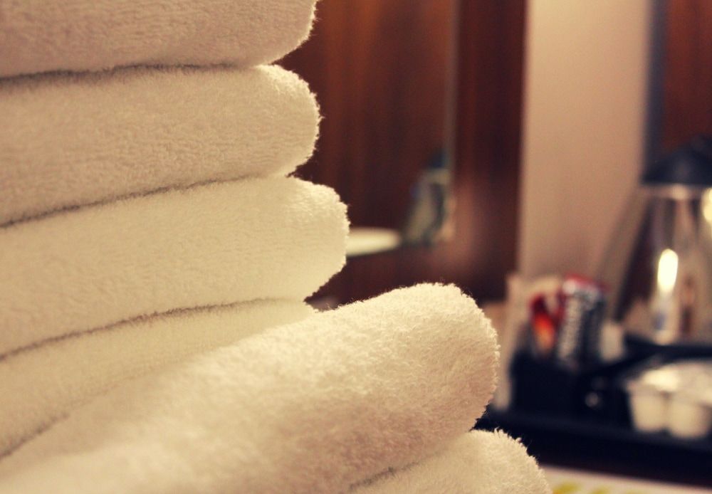 The Royal Boston Hotel by Compass Hospitality Twin Room 10