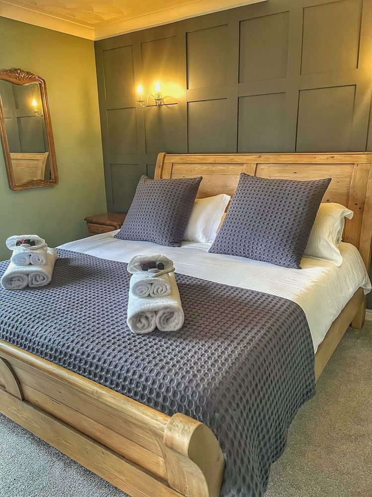 The Leagate Inn Double Room, Ensuite, Garden View 2