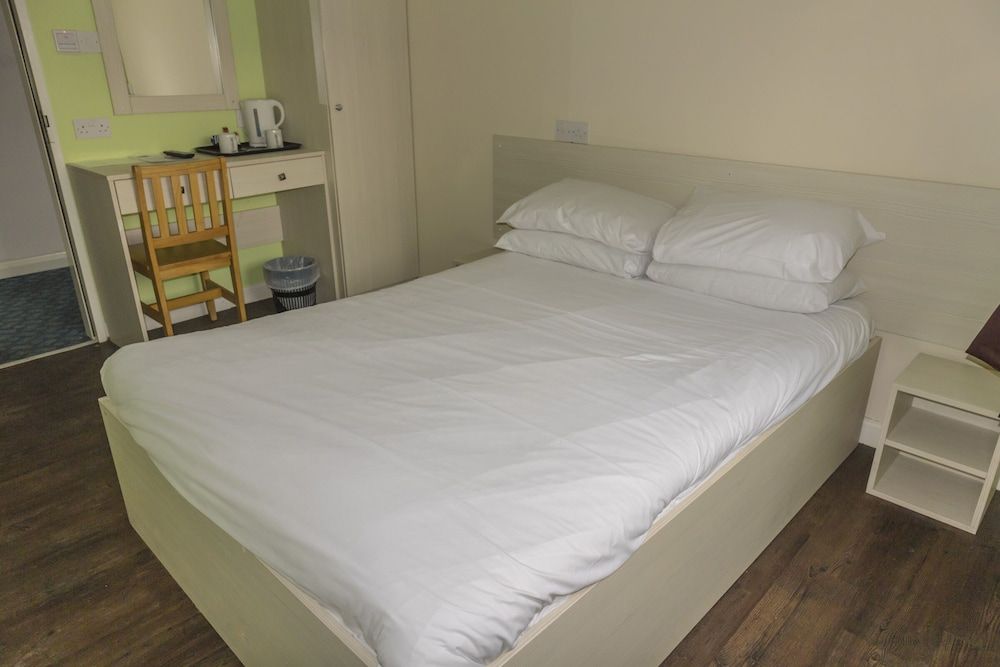Primelodge Doncaster Double Room, Ensuite 2