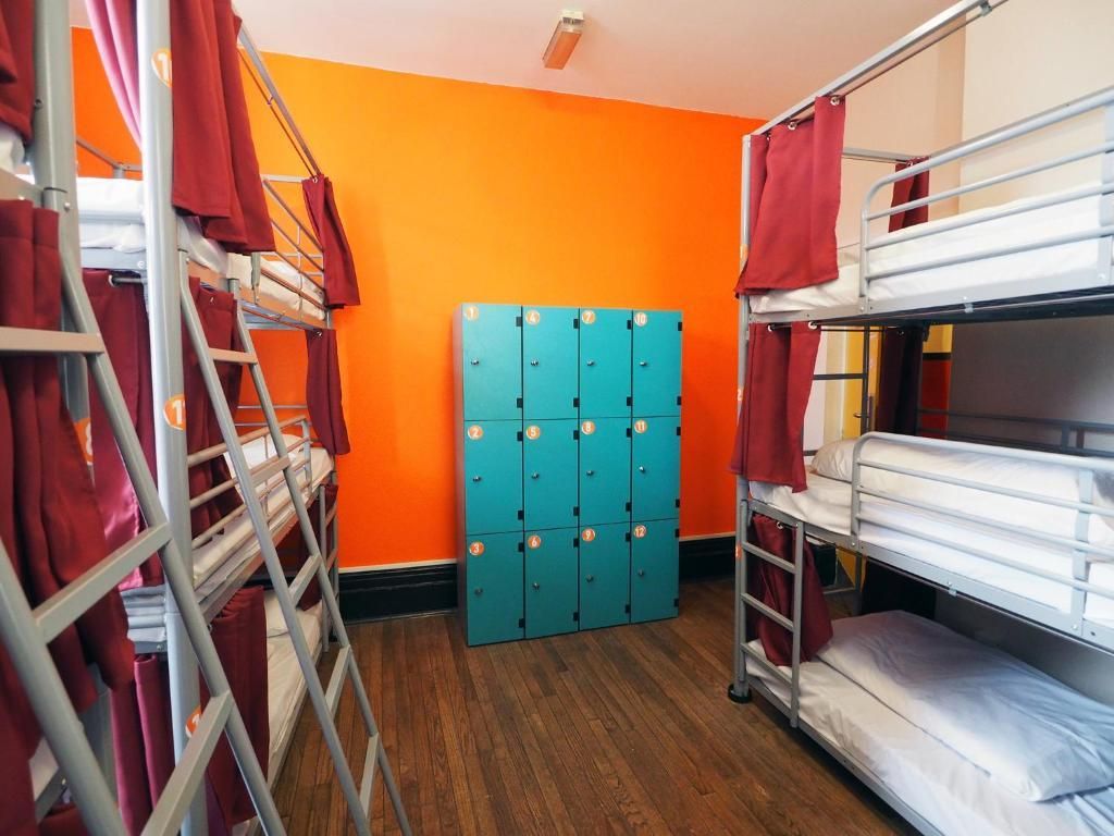 1 Person in 9-Bed Dormitory - Mixed