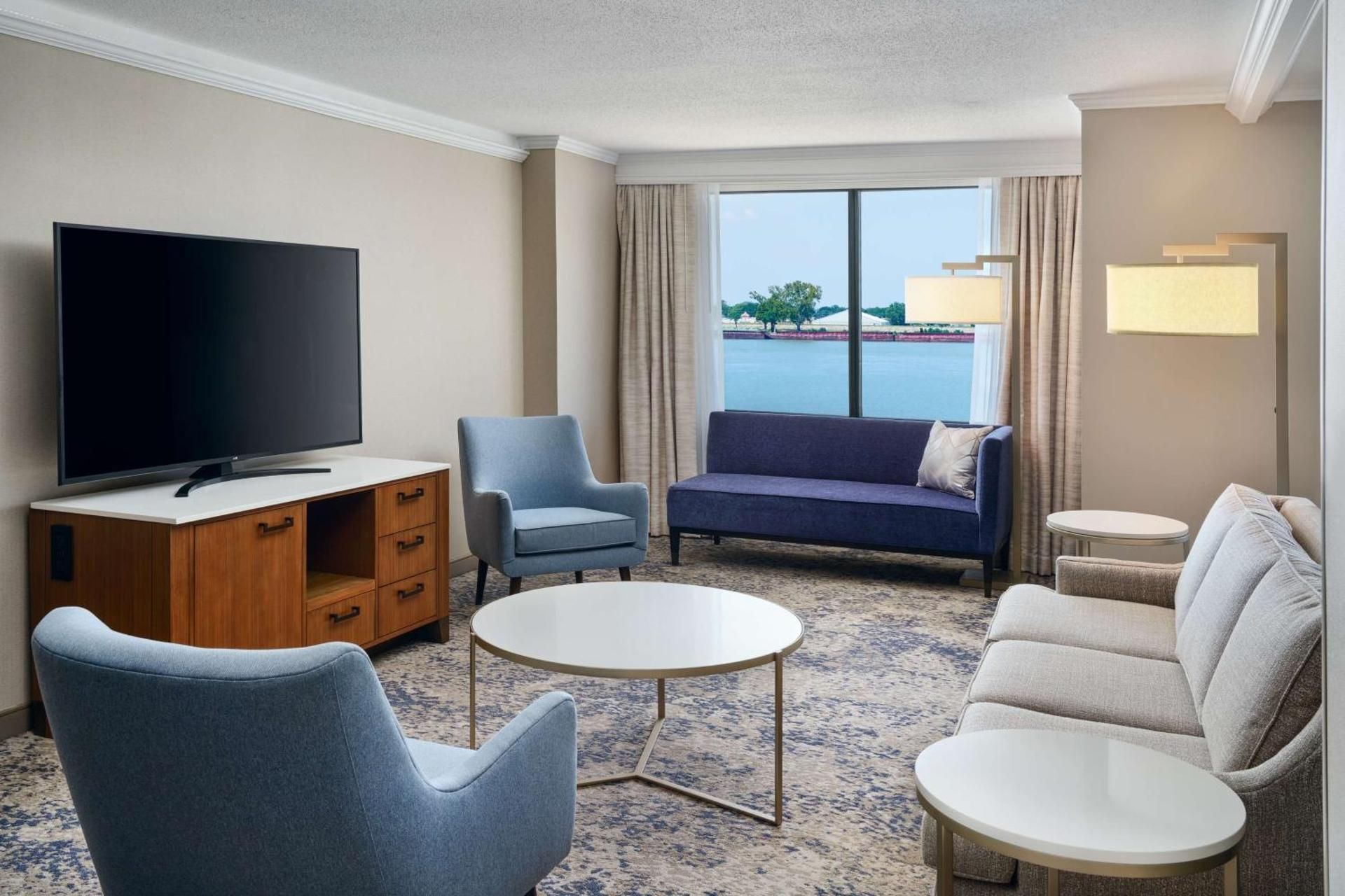 Premium Parlor Suite wth Sofa Bed and Riverside