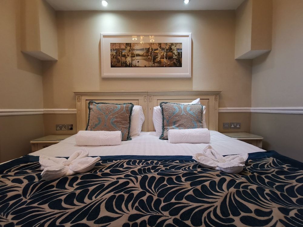 undefined Haymarket Hotel 6