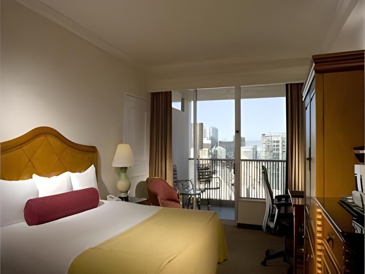 VIEW 1 BD STE MOBILITY/HEARING ACCESS RI SHWR