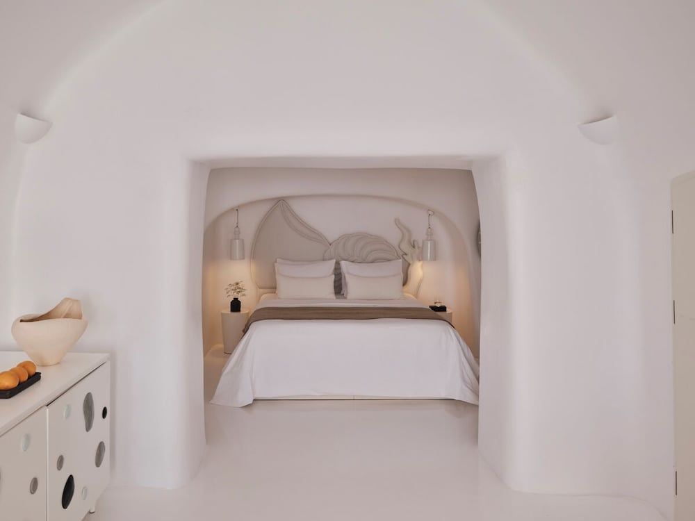 undefined Canaves Sunday 8