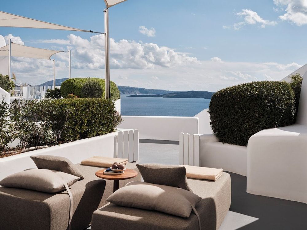 undefined Canaves Sunday 4