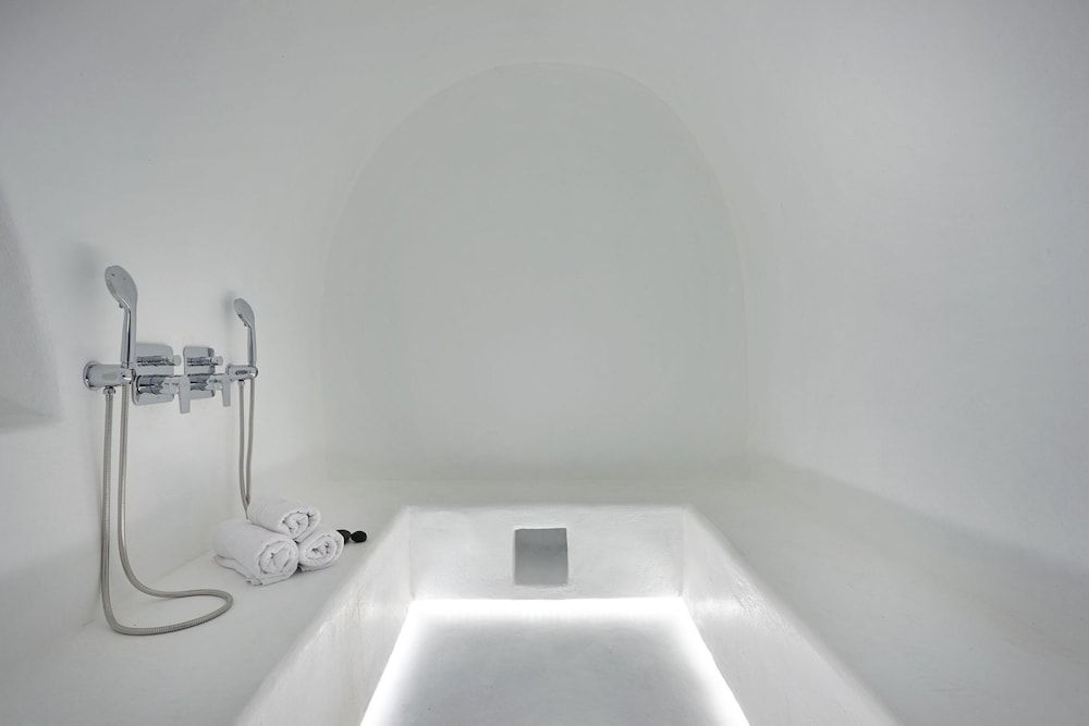 Opera Mansion Luxury Villa 10