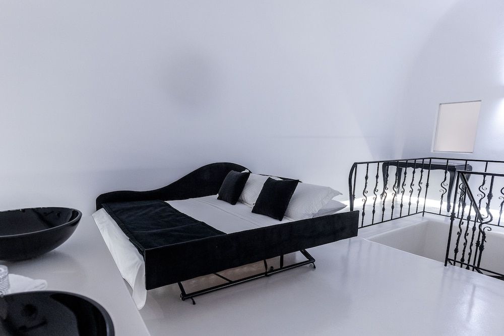 Opera Mansion Luxury Villa 4