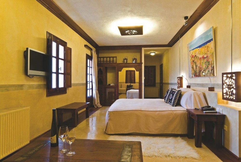 Katogi Averoff Hotel & Winery Junior Suite 4