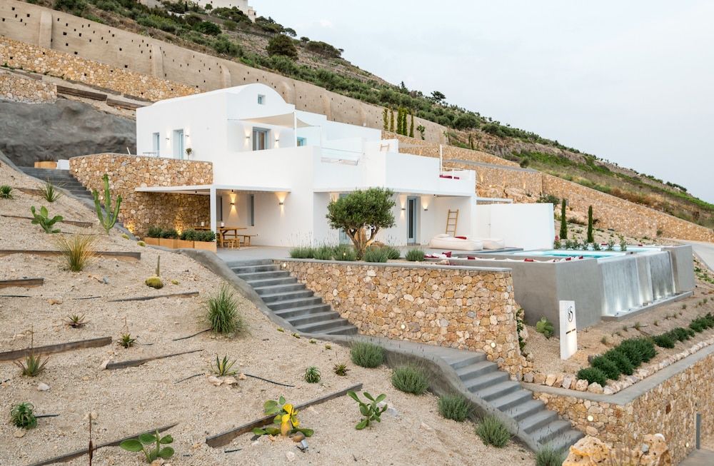 undefined Santorini Heights 7