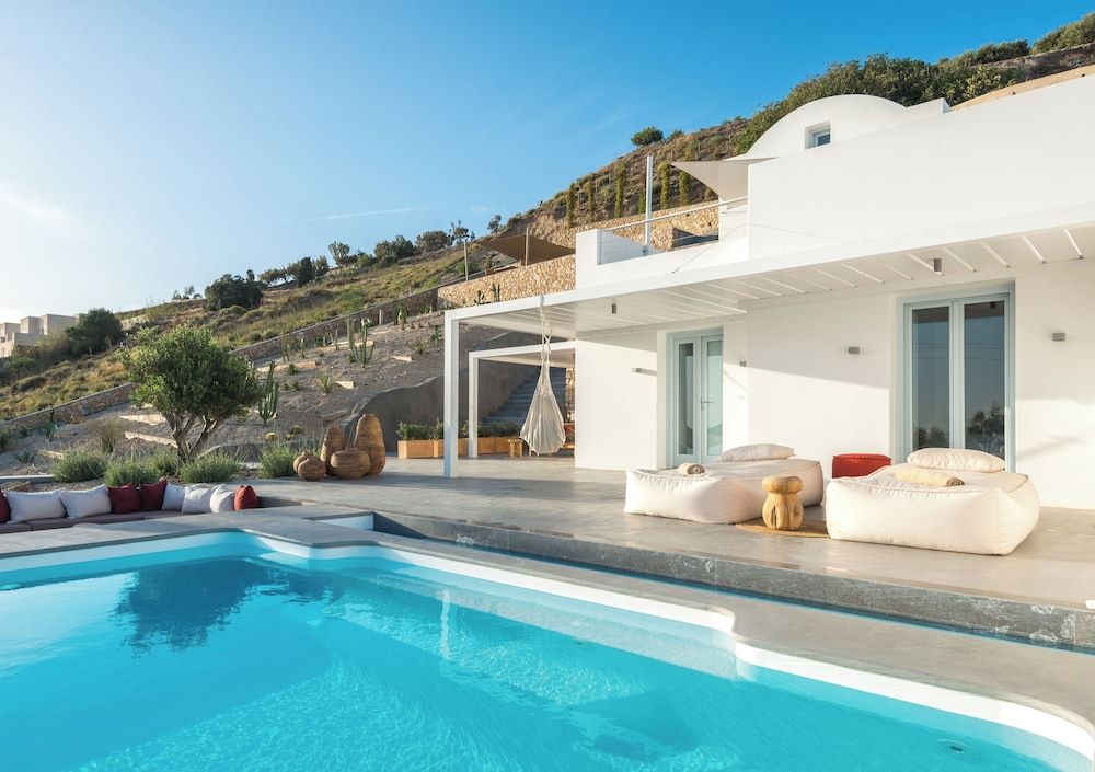 undefined Santorini Heights 3