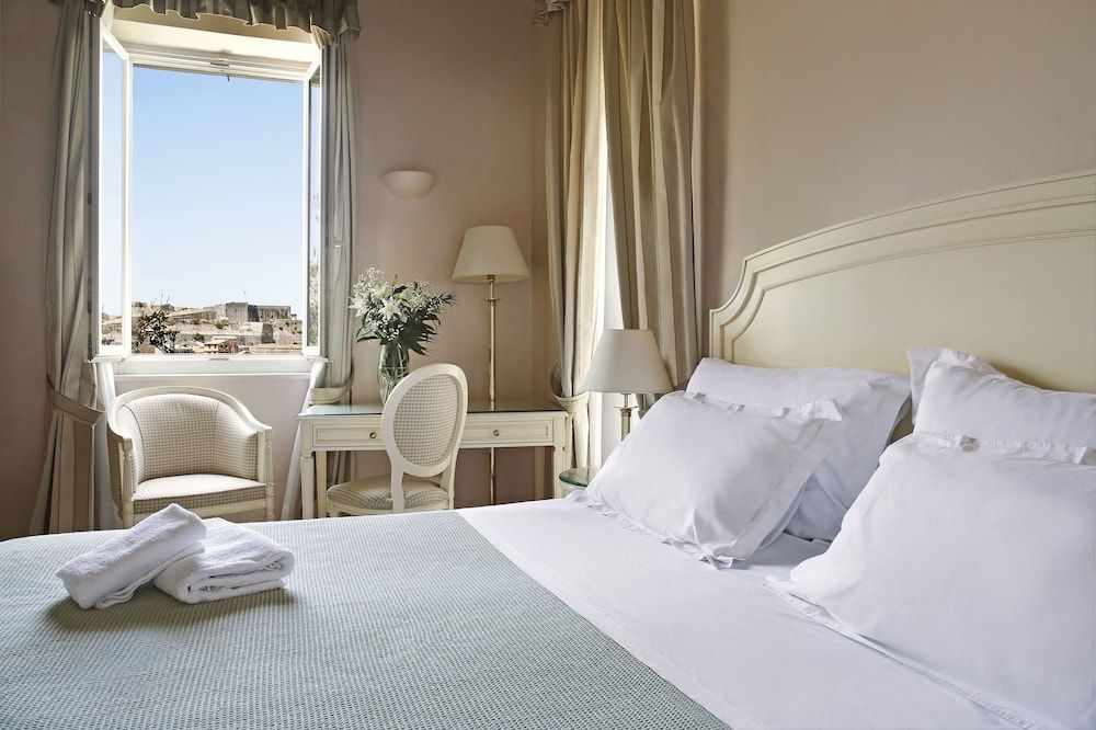 Siora Vittoria Boutique Hotel Deluxe Double Room 4