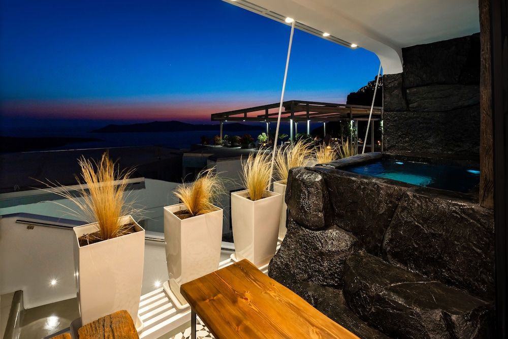 undefined Daydream Luxury Suites 5