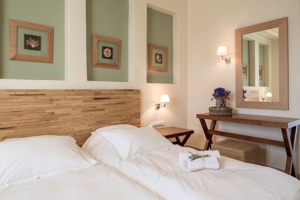 Vencia Boutique Hotel Standard Room, Garden View