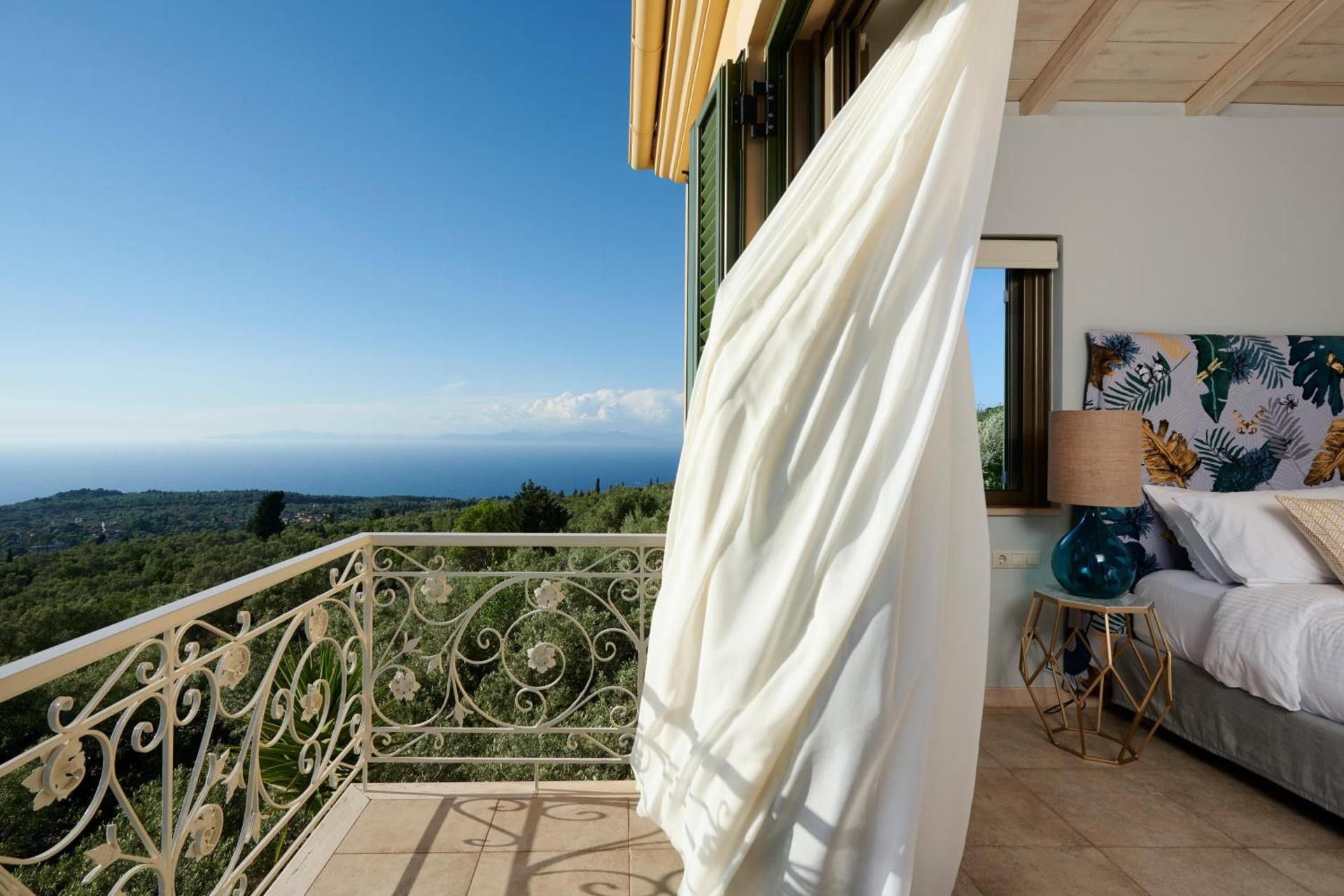  Grand Villa with Private Heated Pool