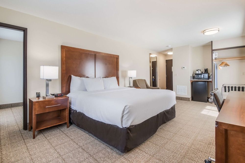 Suite, 1 King Bed