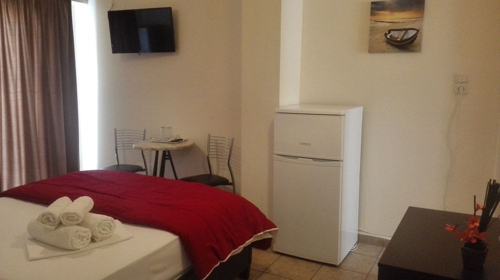 Hotel Ionion Double or Twin Room 4