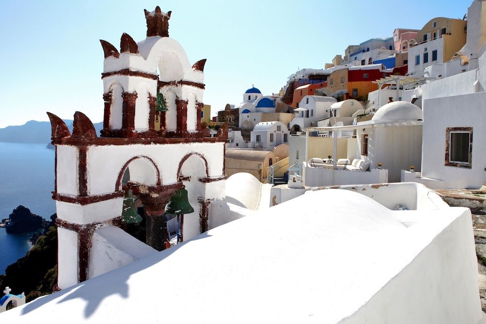 undefined Menias Cave House 2