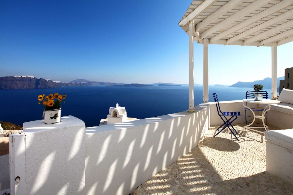 undefined Menias Cave House 8