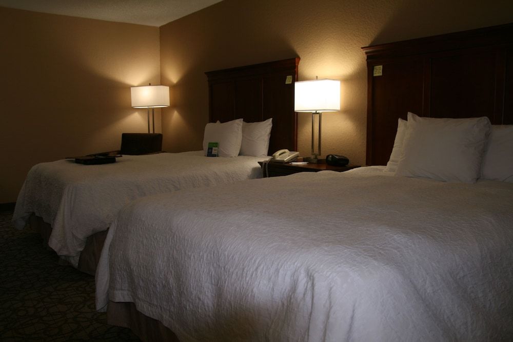 Room, 2 Queen Beds, Accessible, Non Smoking
